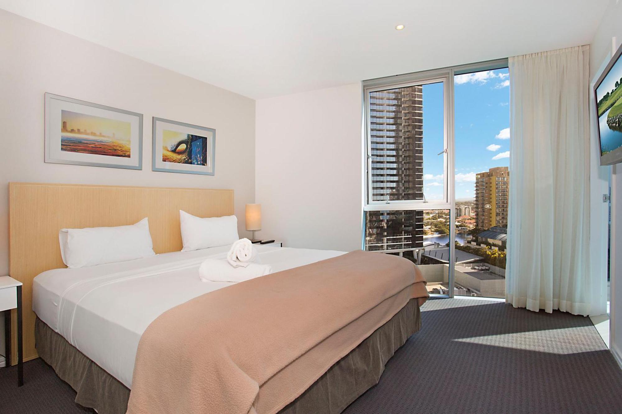Number 1 H Residences - Wifi, Parking & More By Gold Coast Holidays Dış mekan fotoğraf