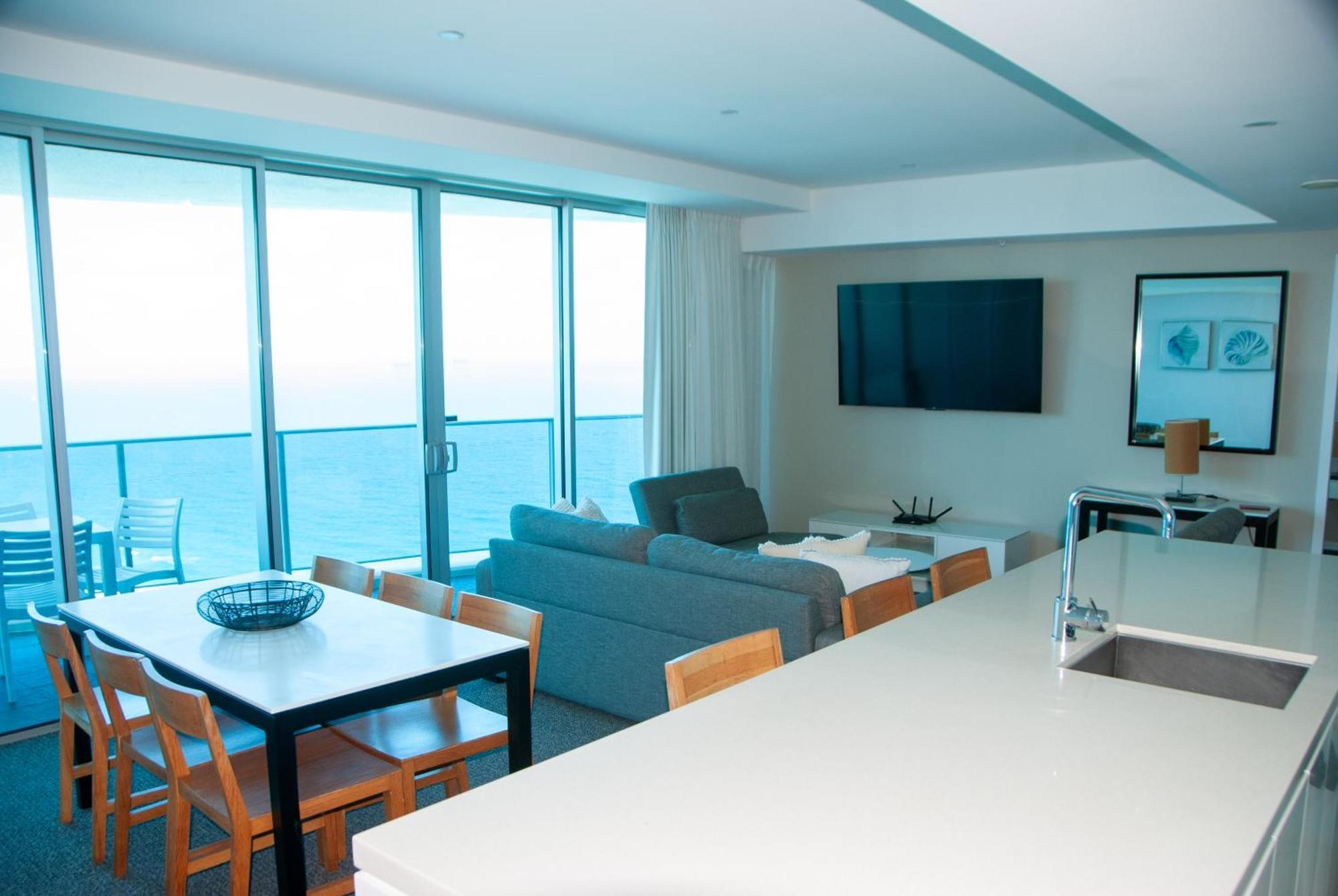 Number 1 H Residences - Wifi, Parking & More By Gold Coast Holidays Dış mekan fotoğraf