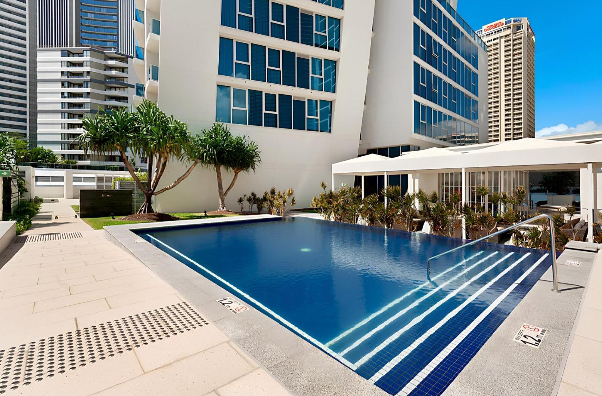 Number 1 H Residences - Wifi, Parking & More By Gold Coast Holidays Dış mekan fotoğraf
