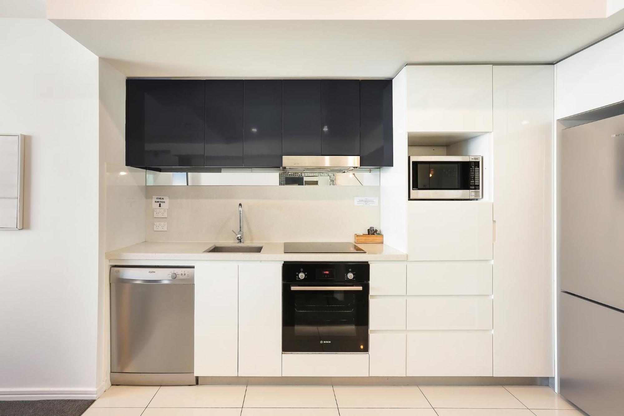 Number 1 H Residences - Wifi, Parking & More By Gold Coast Holidays Dış mekan fotoğraf