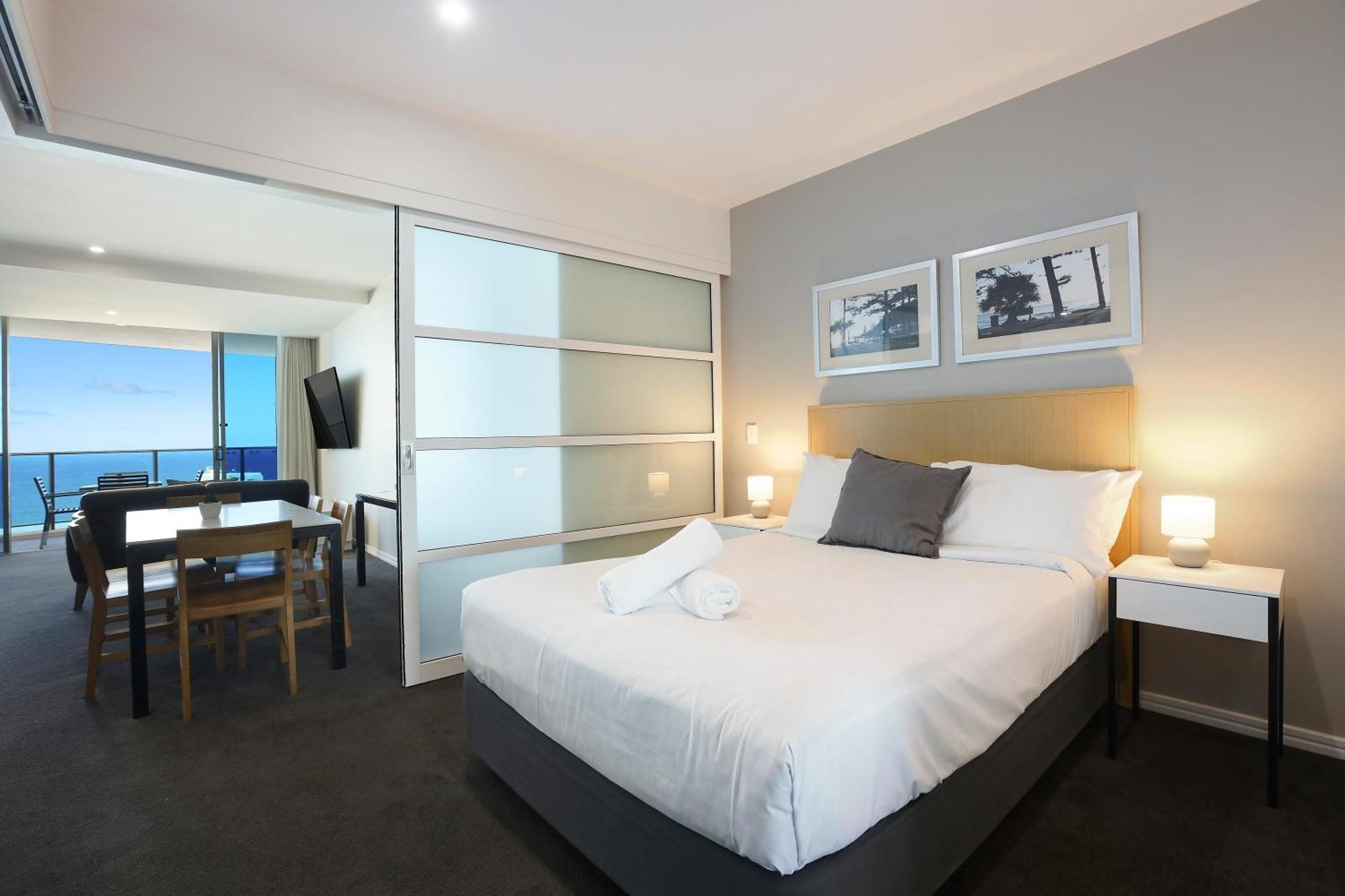 Number 1 H Residences - Wifi, Parking & More By Gold Coast Holidays Dış mekan fotoğraf