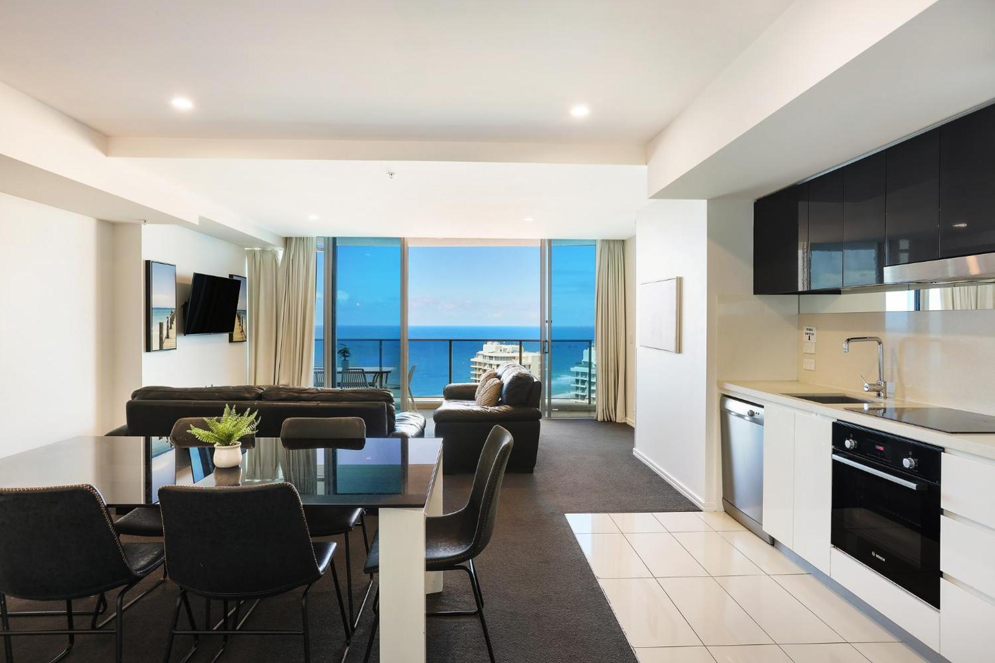 Number 1 H Residences - Wifi, Parking & More By Gold Coast Holidays Dış mekan fotoğraf